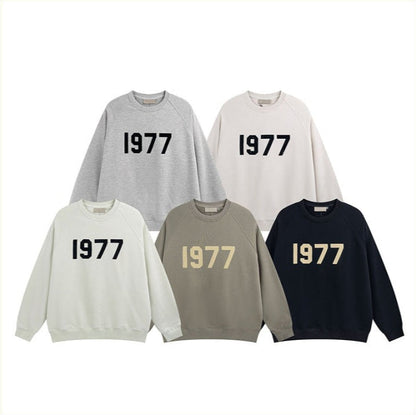 ESSENTIALS 1977 Crew Neck