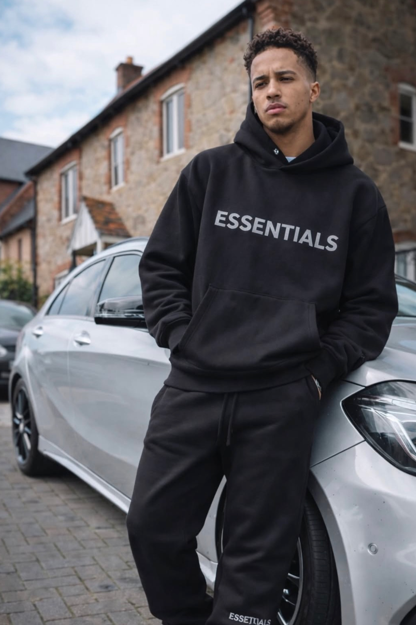 VIRAL HOODIE + FREE TRACKPANT (VALID TODAY)