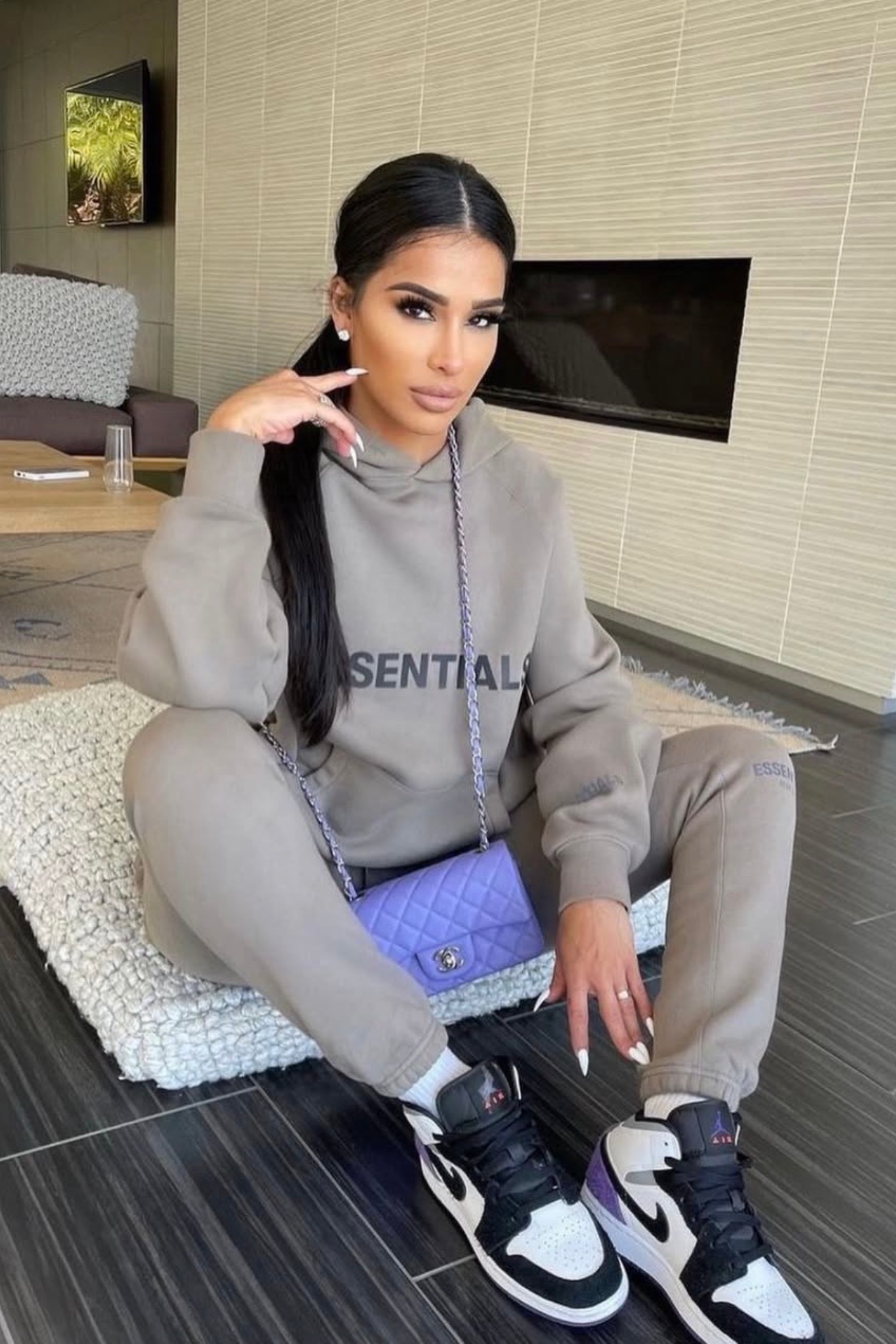 VIRAL HOODIE + FREE TRACKPANT (VALID TODAY)