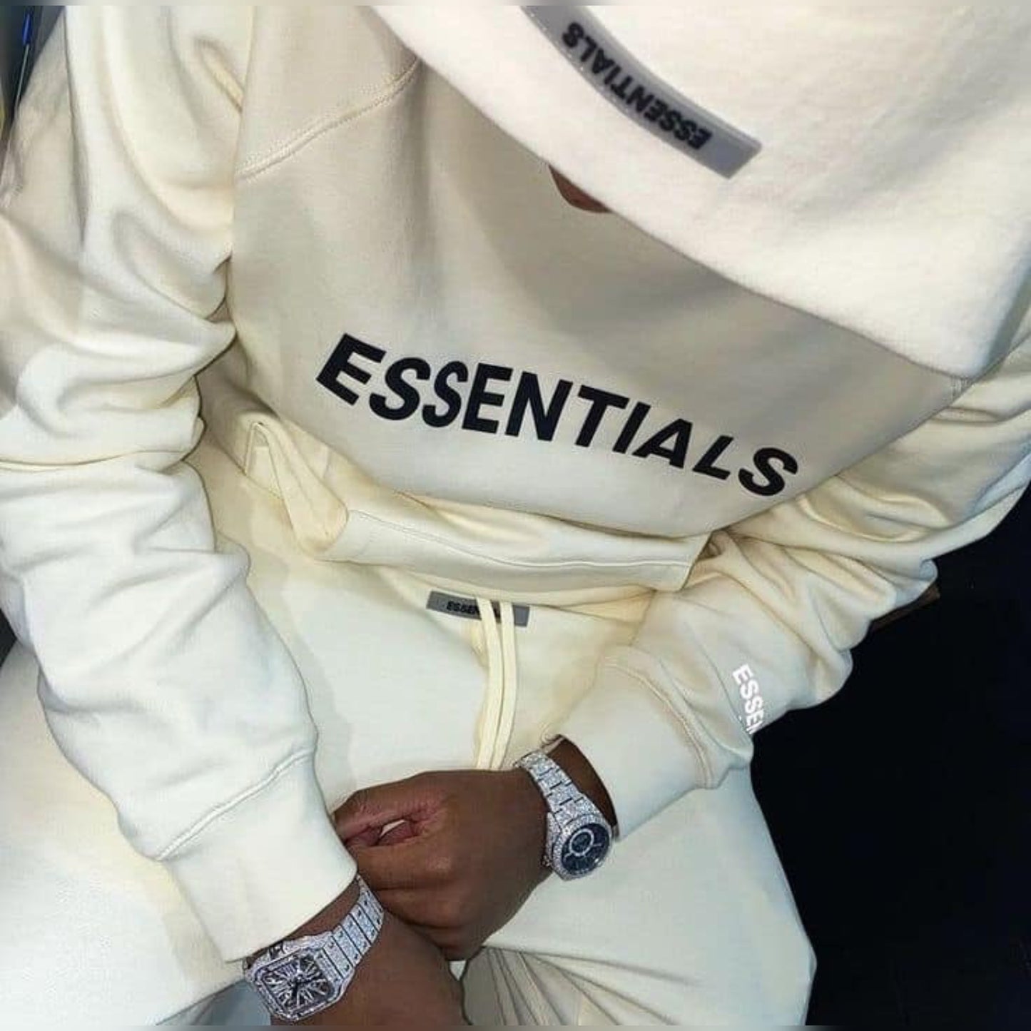 VIRAL HOODIE + FREE TRACKPANT (VALID TODAY)