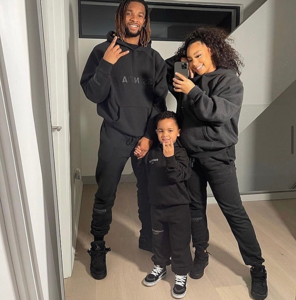 VIRAL HOODIE + FREE TRACKPANT (VALID TODAY)